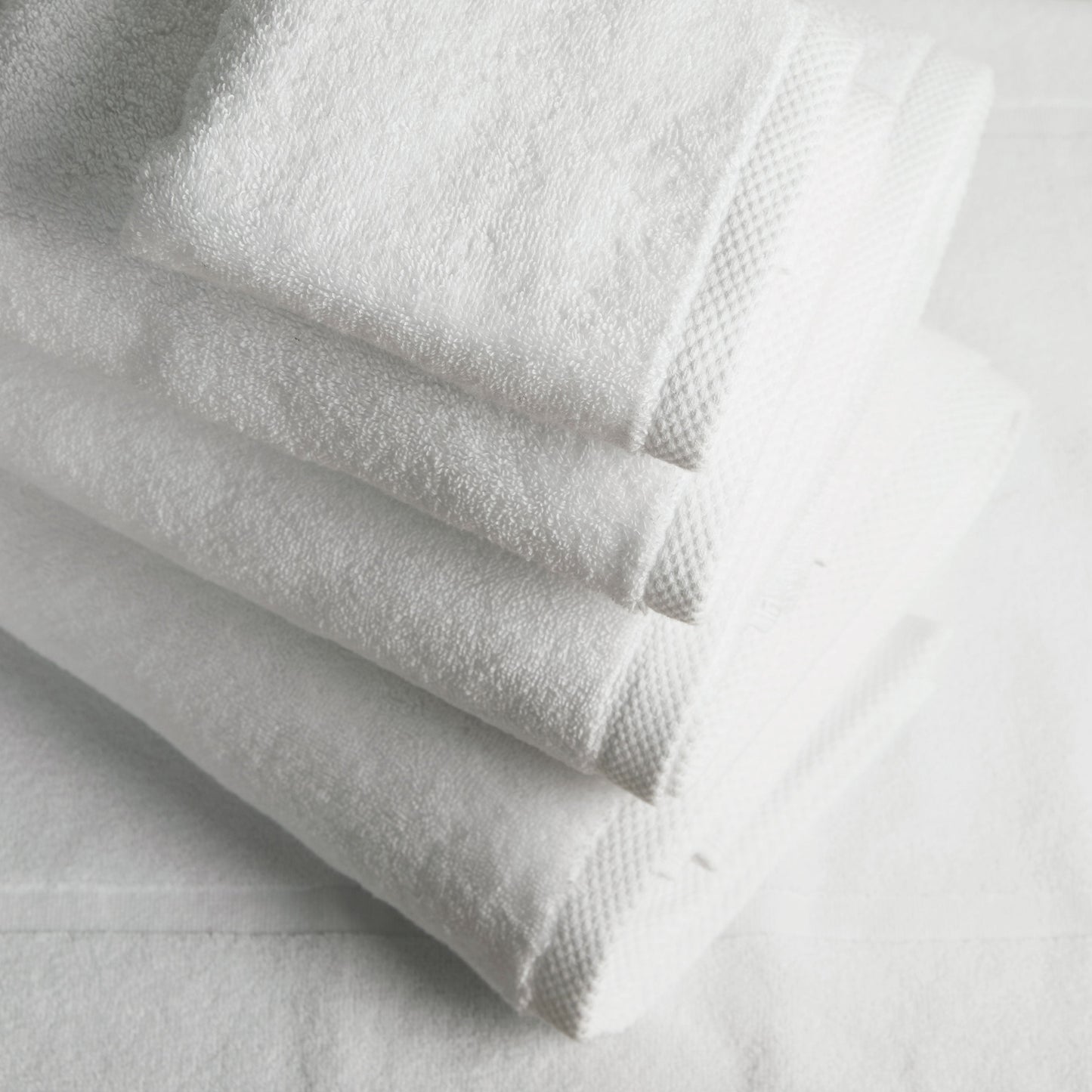 Signature Towels & Bath Mats